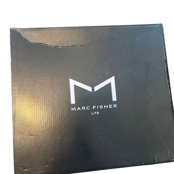 NWT Marc Fisher Women's Ommie Pointed Toe Booties Size 9 Beige Suede - Picture 11 of 11